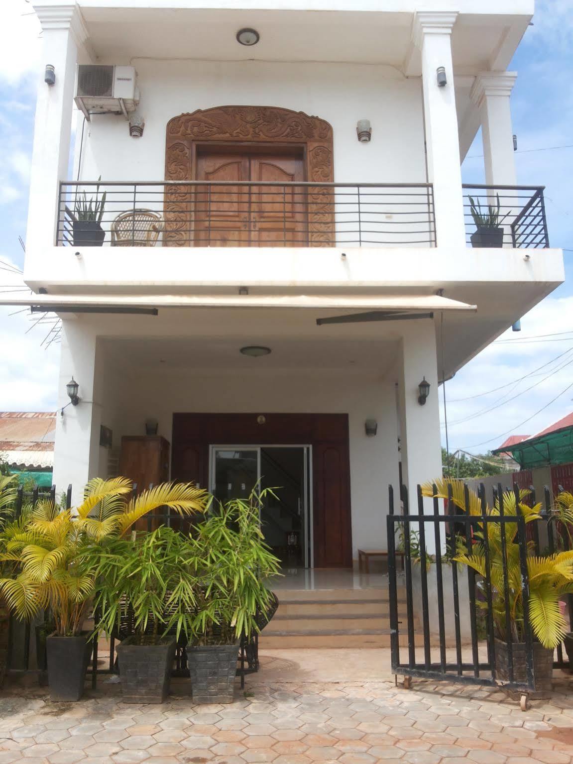 Royal Sok Chhan Siem Reap Exterior foto